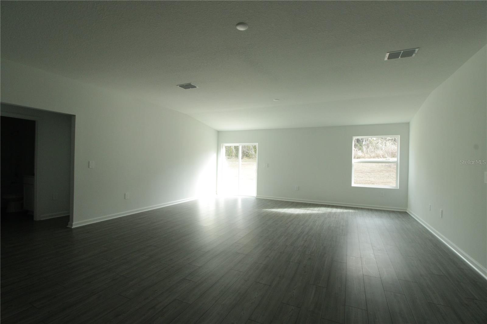 Image 5 of 15 For 16617 144th Street