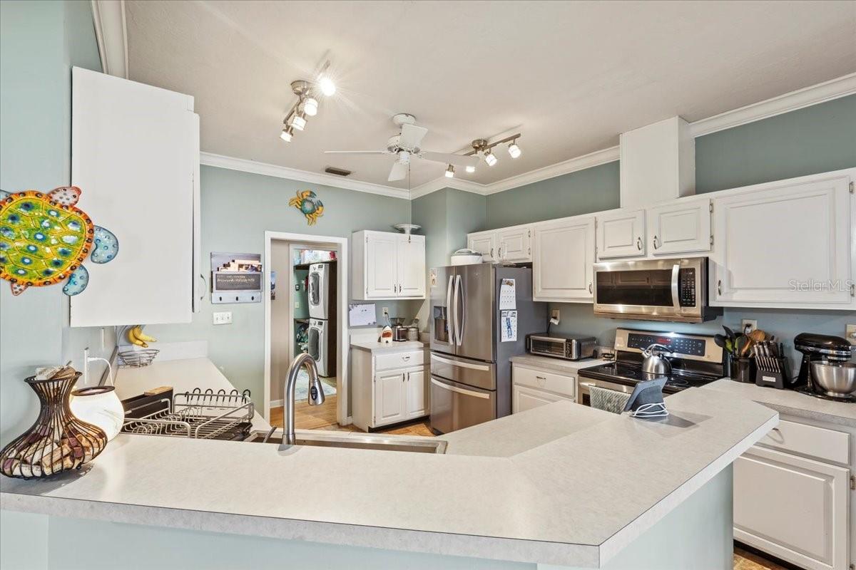 Image 26 of 49 For 6720 Mount Vernon Drive