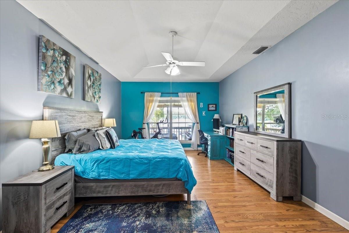 Image 36 of 49 For 6720 Mount Vernon Drive