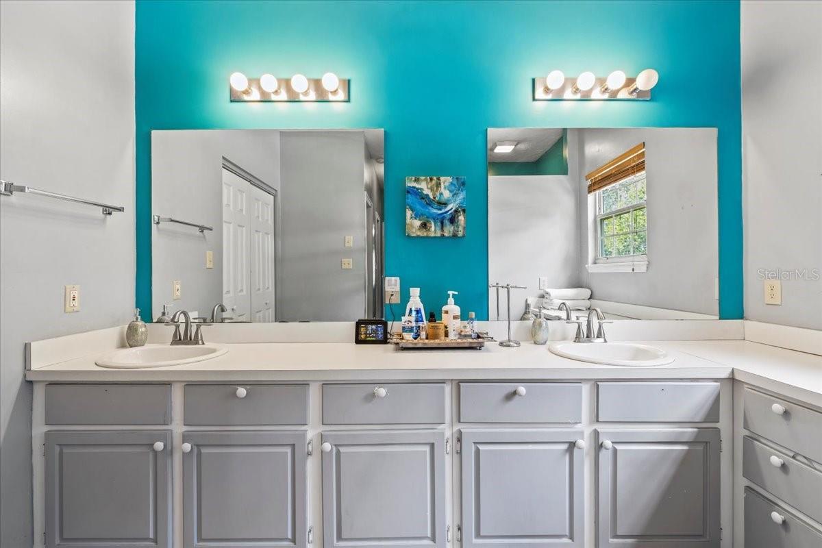 Image 38 of 49 For 6720 Mount Vernon Drive