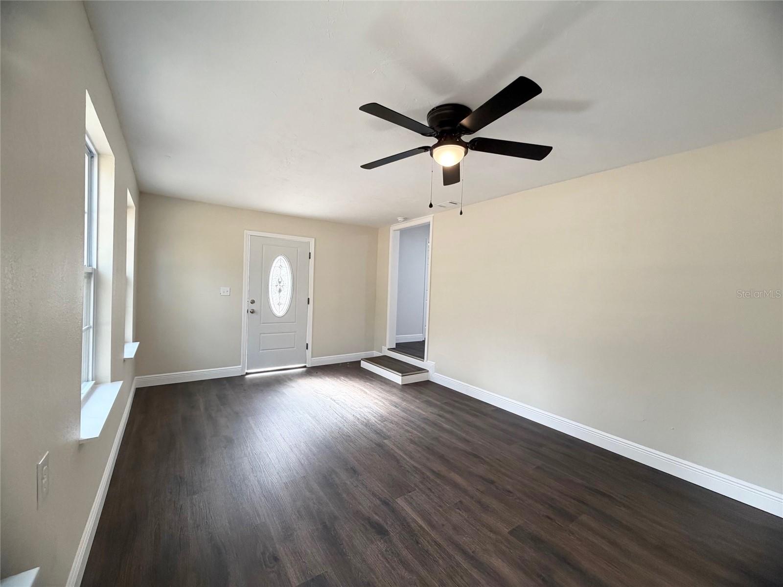 Image 11 of 56 For 14250 75th Avenue