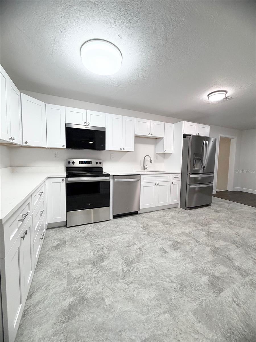 Image 19 of 56 For 14250 75th Avenue