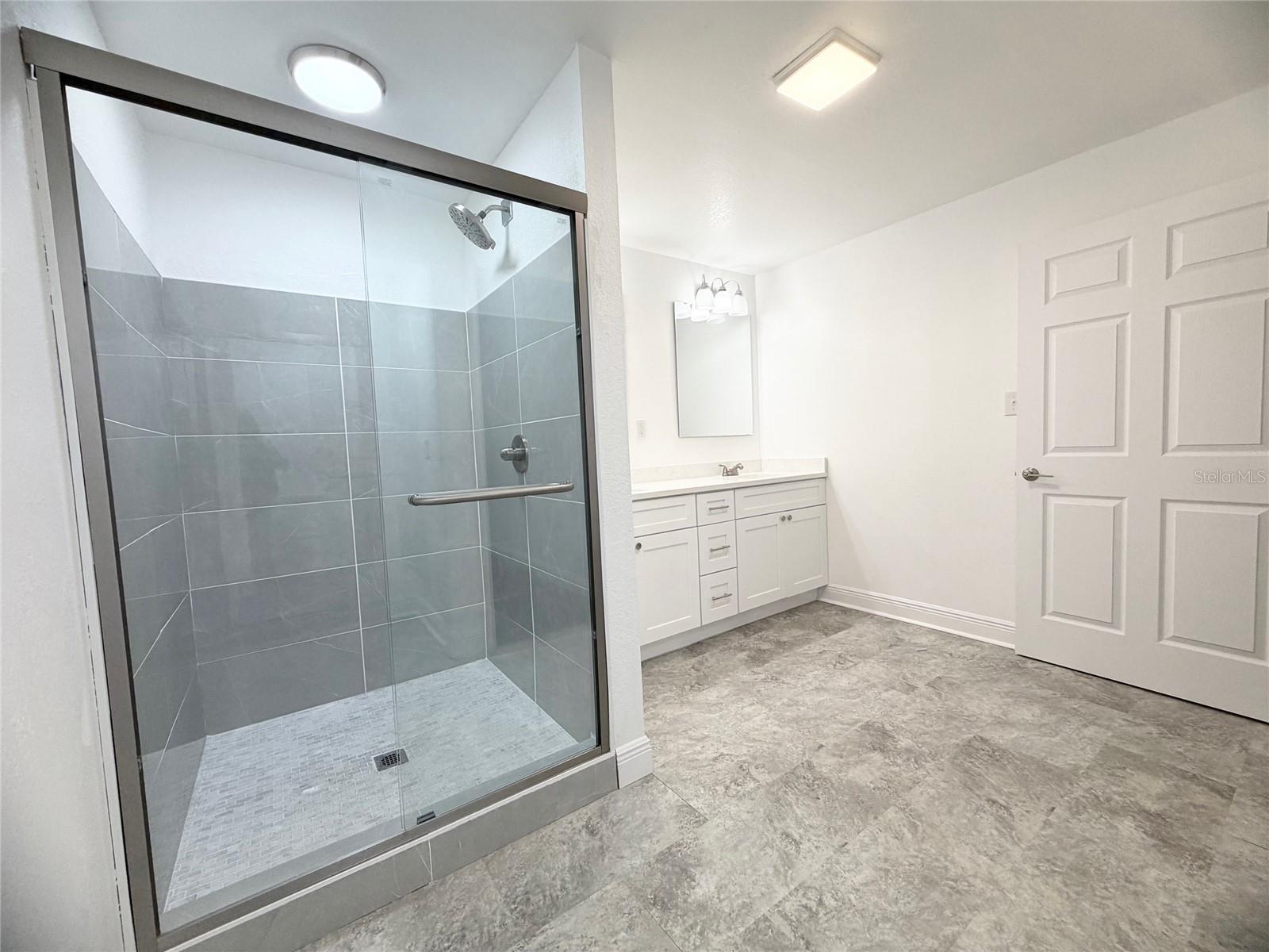 Image 41 of 56 For 14250 75th Avenue