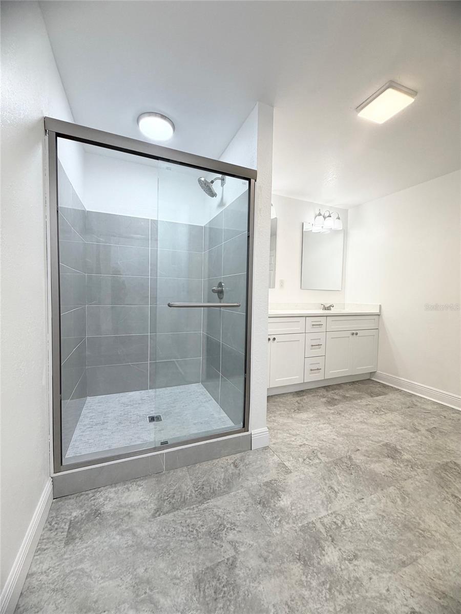 Image 42 of 56 For 14250 75th Avenue