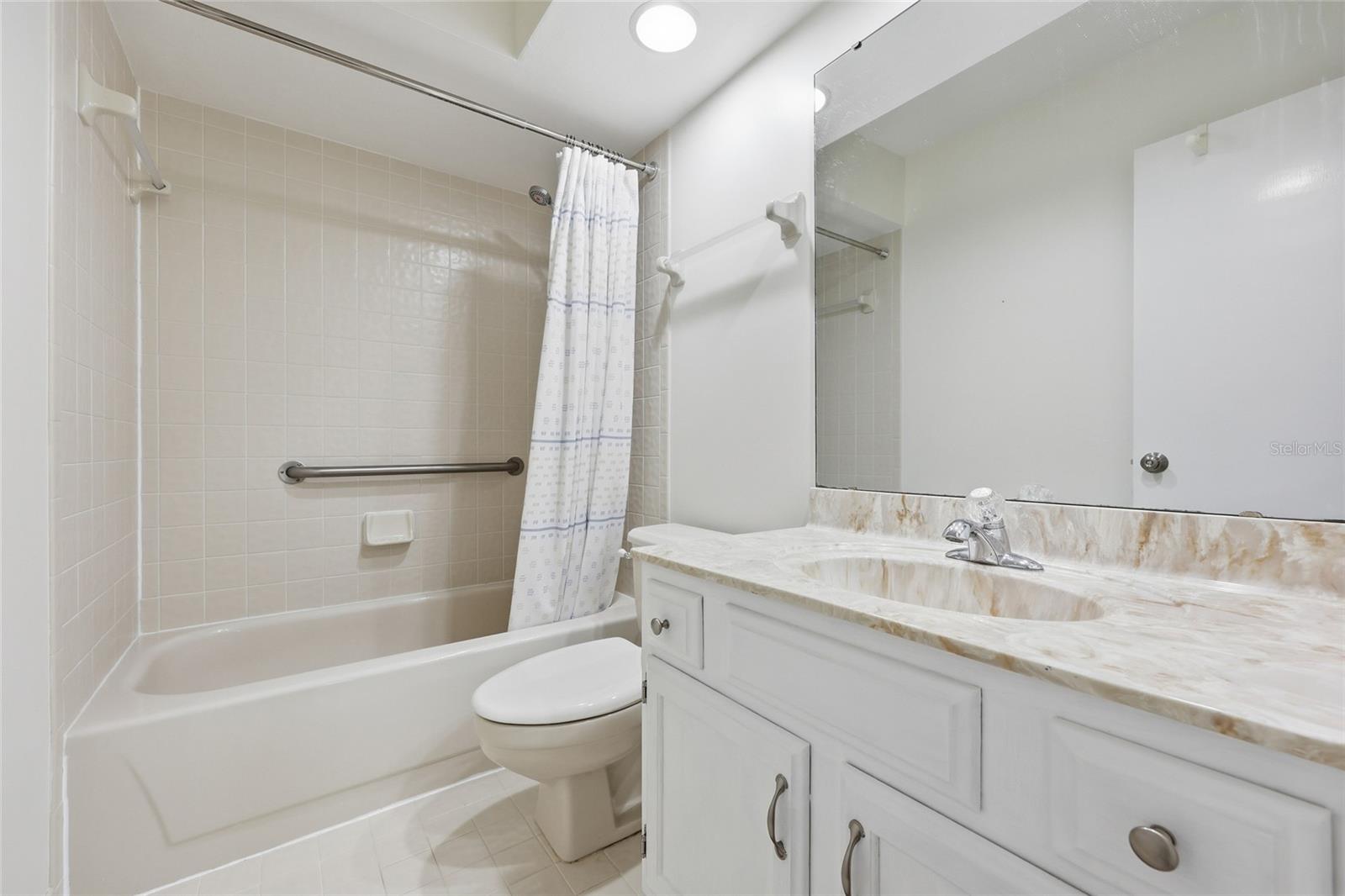 Image 12 of 23 For 3952 27th Lane