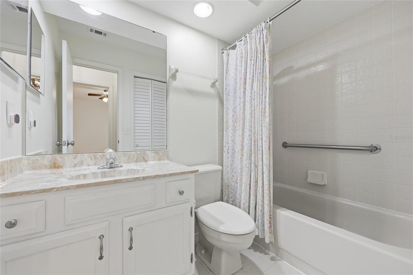 Image 15 of 23 For 3952 27th Lane