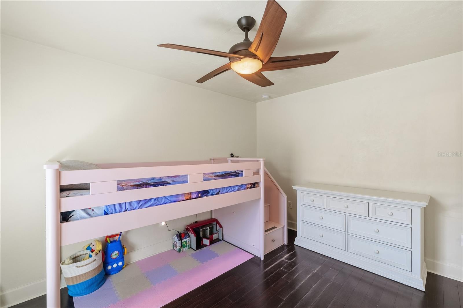 Image 17 of 32 For 3353 71st Avenue