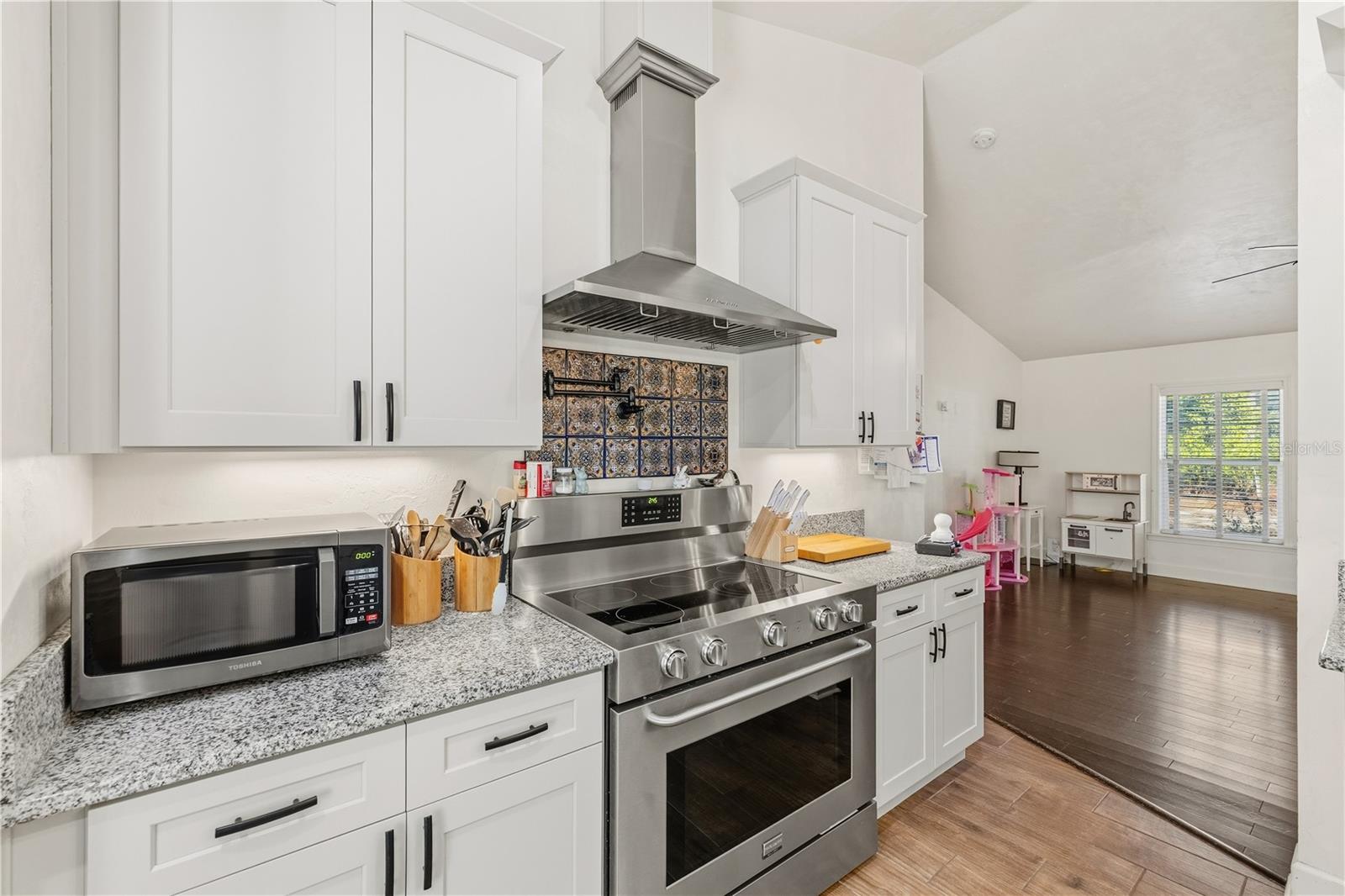 Image 7 of 32 For 3353 71st Avenue