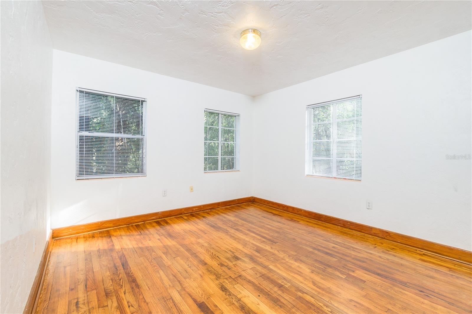 Image 10 of 12 For 920 20th Street