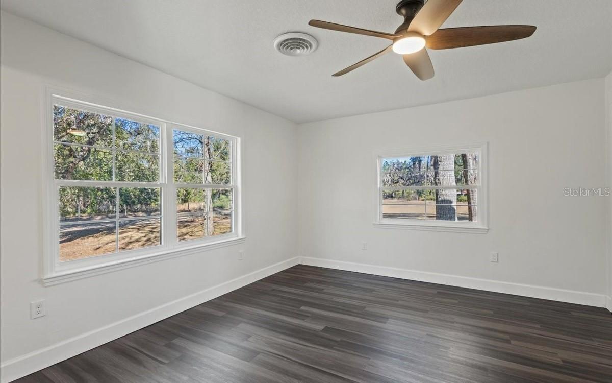 Image 15 of 27 For 1564 State Road 349