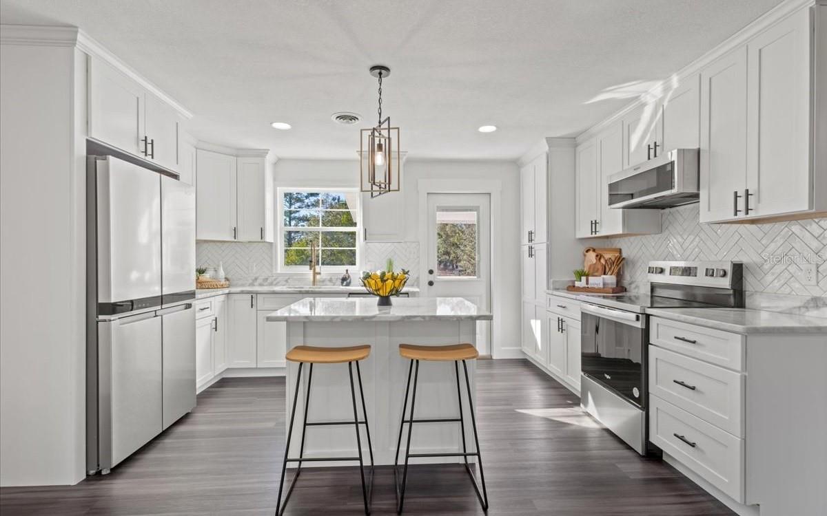 Image 6 of 27 For 1564 State Road 349