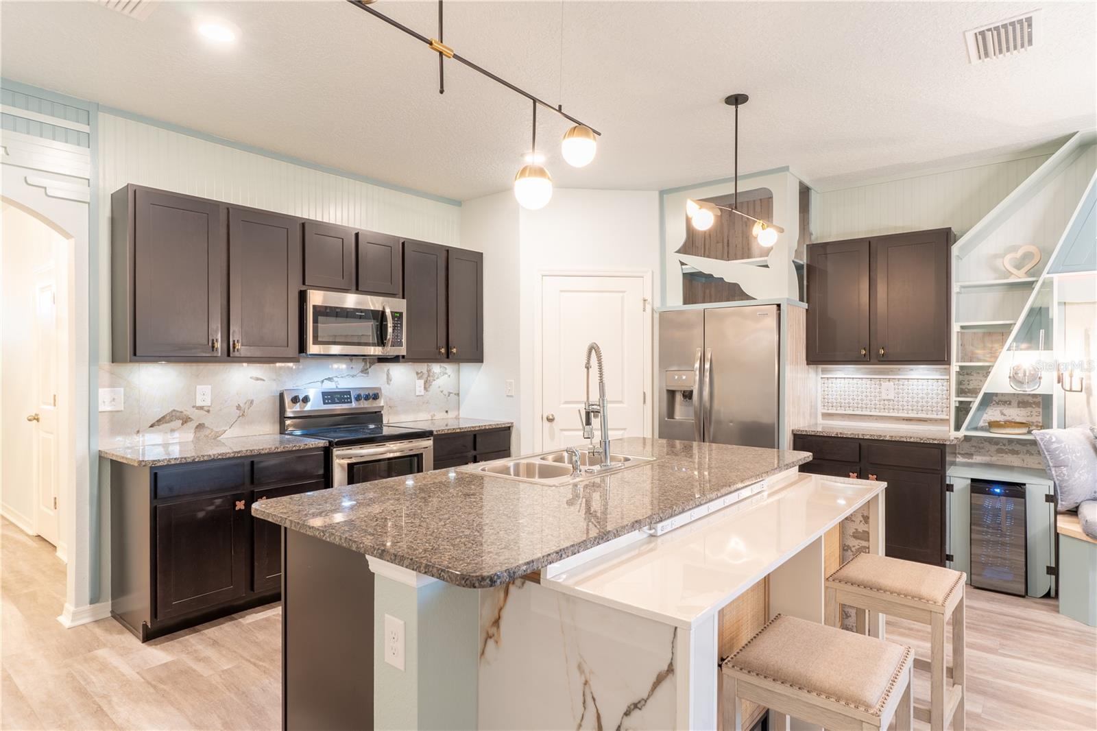 Image 9 of 29 For 5949 83rd Terrace