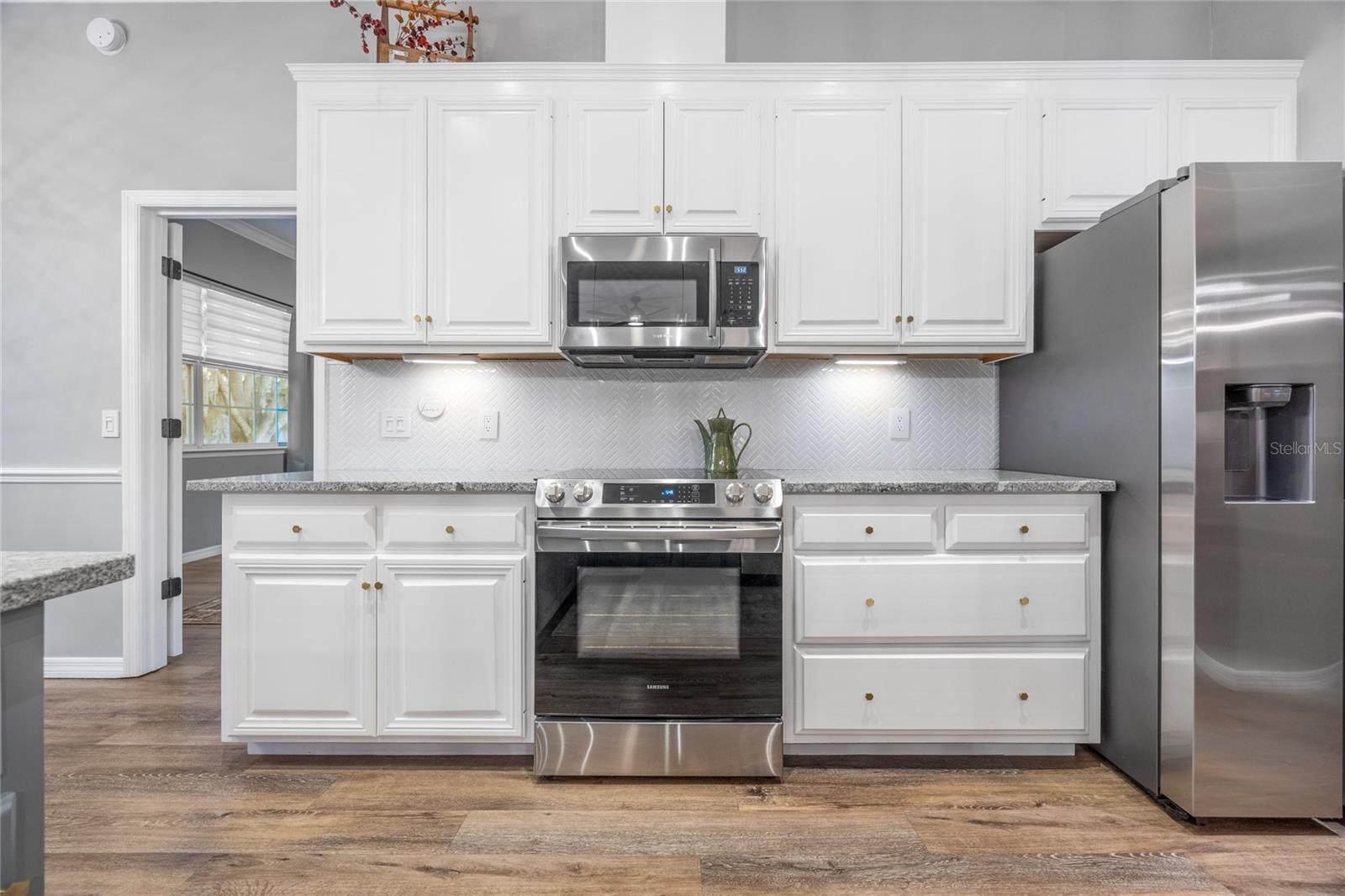 Image 20 of 70 For 6818 105th Avenue