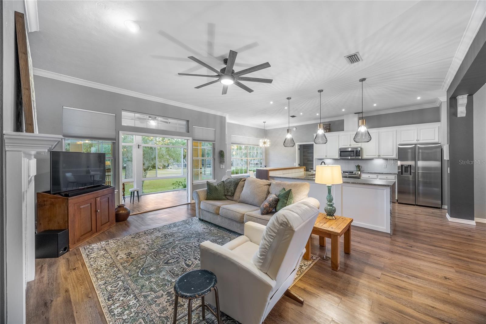 Image 7 of 70 For 6818 105th Avenue