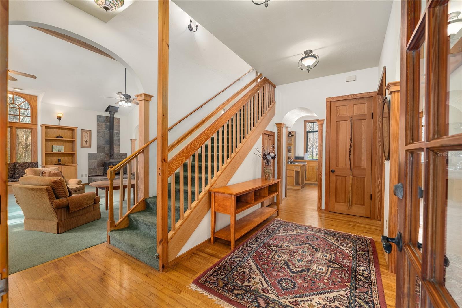 Image 15 of 88 For 21736 75th Avenue Road