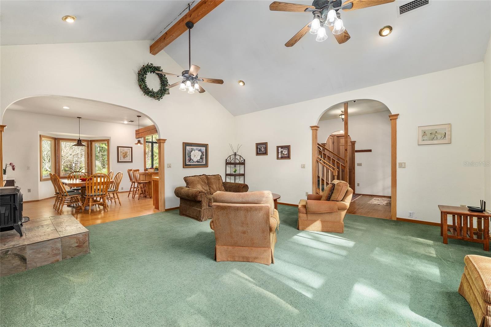 Image 21 of 88 For 21736 75th Avenue Road