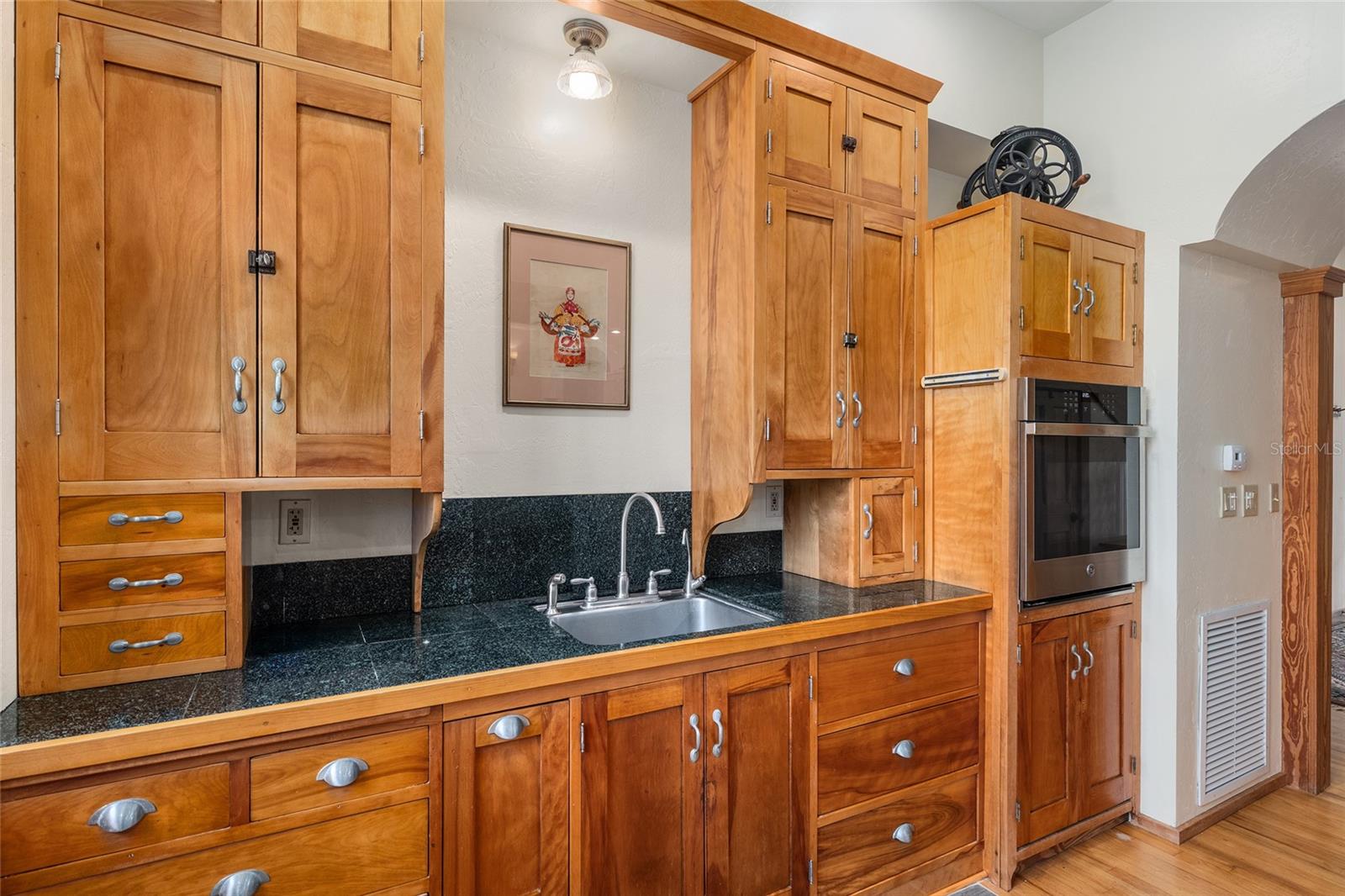 Image 35 of 88 For 21736 75th Avenue Road