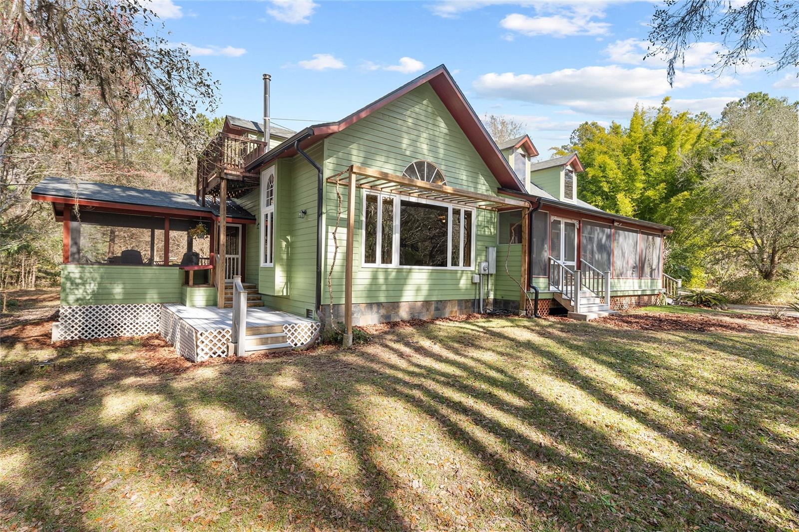 Image 4 of 88 For 21736 75th Avenue Road