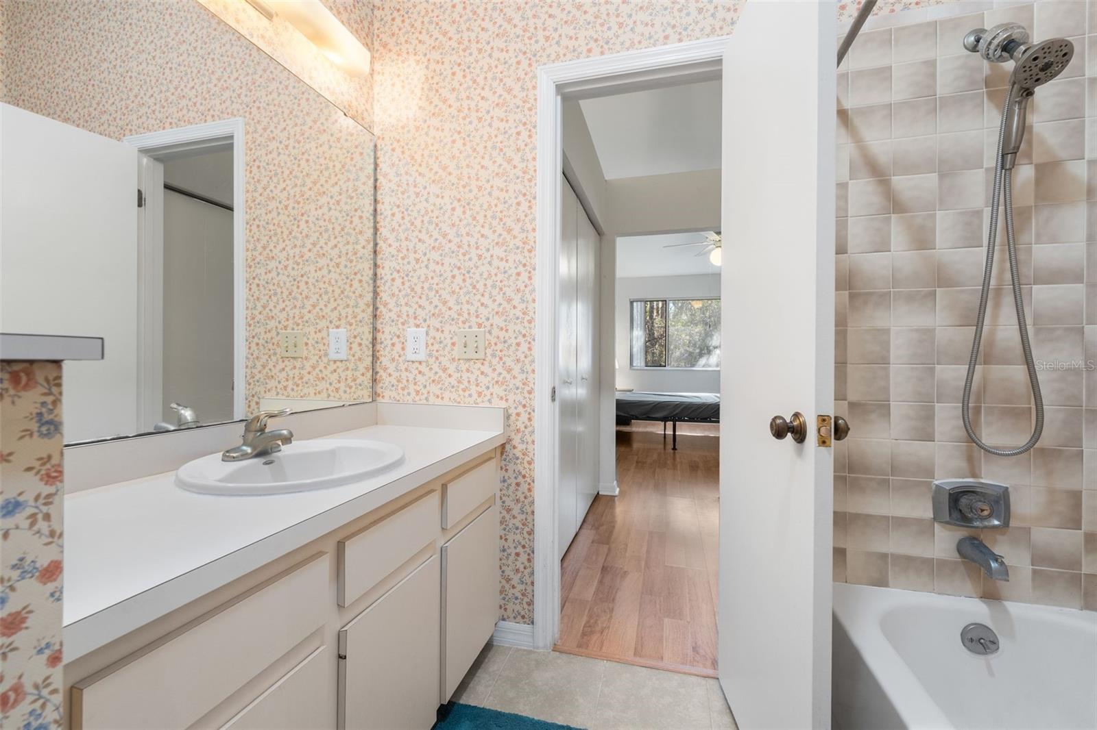 Image 22 of 29 For 815 51st Way 815