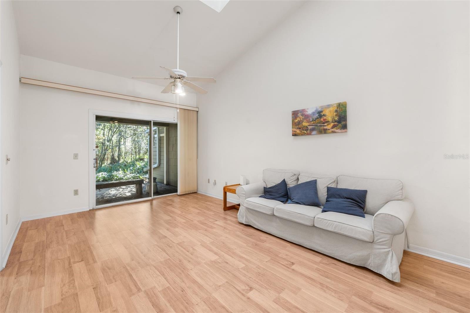 Image 7 of 29 For 815 51st Way 815