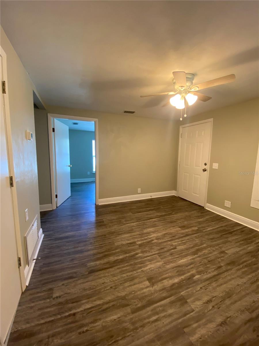 Image 4 of 24 For 507 6th Avenue