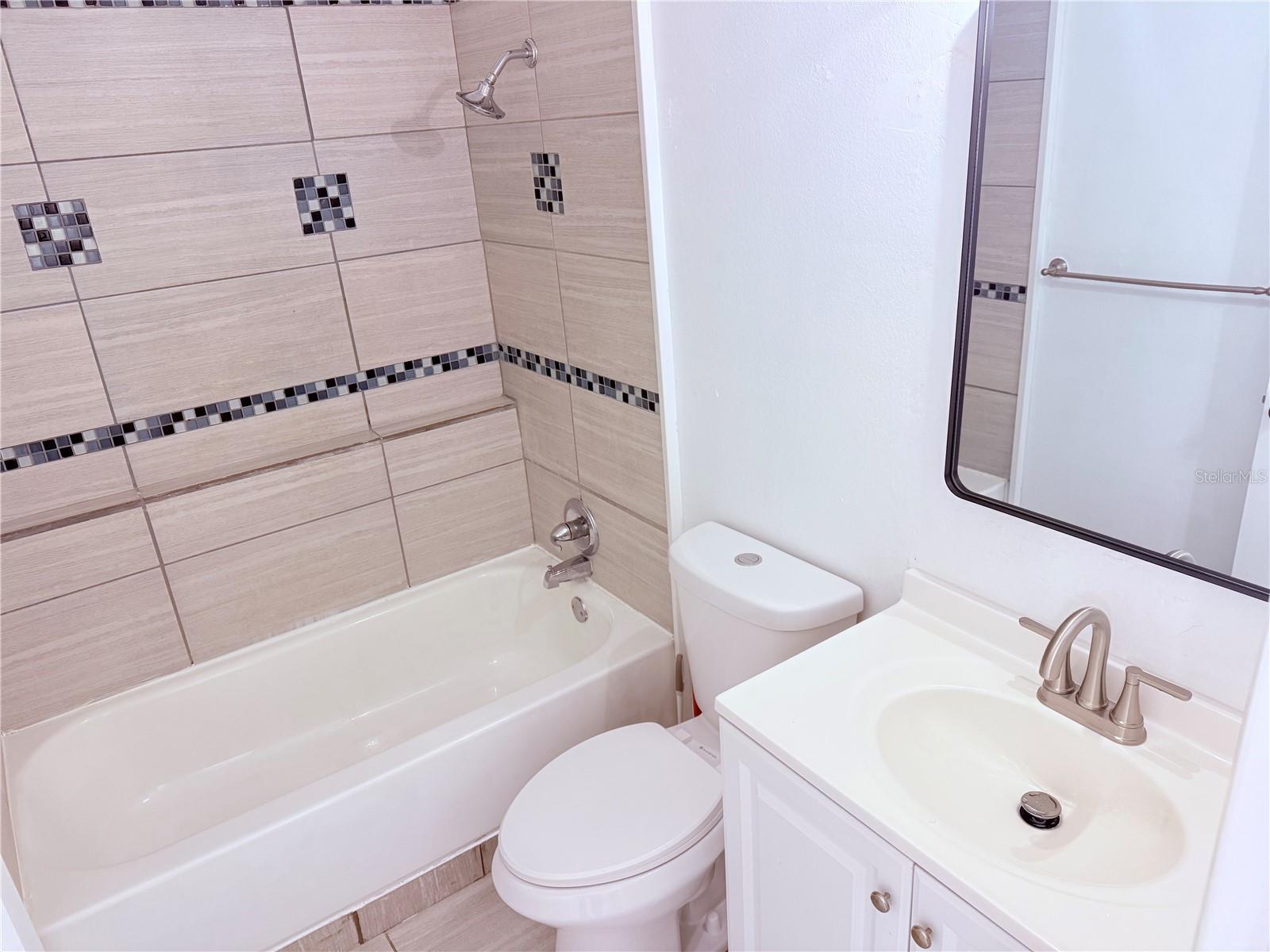 Image 19 of 24 For 6519 Newberry Road 307