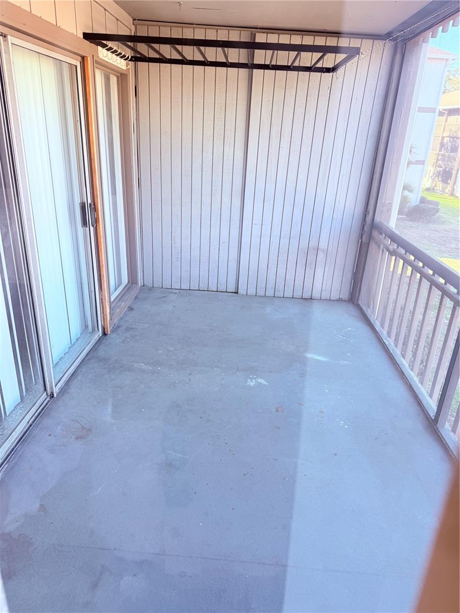 Image 22 of 24 For 6519 Newberry Road 307