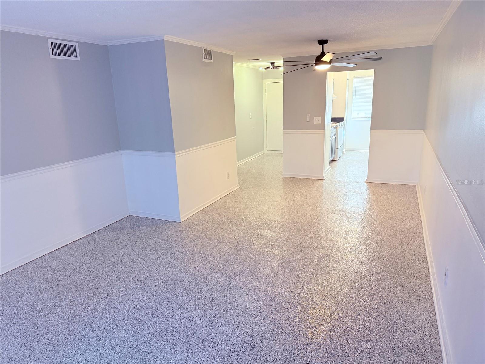 Image 9 of 24 For 6519 Newberry Road 307