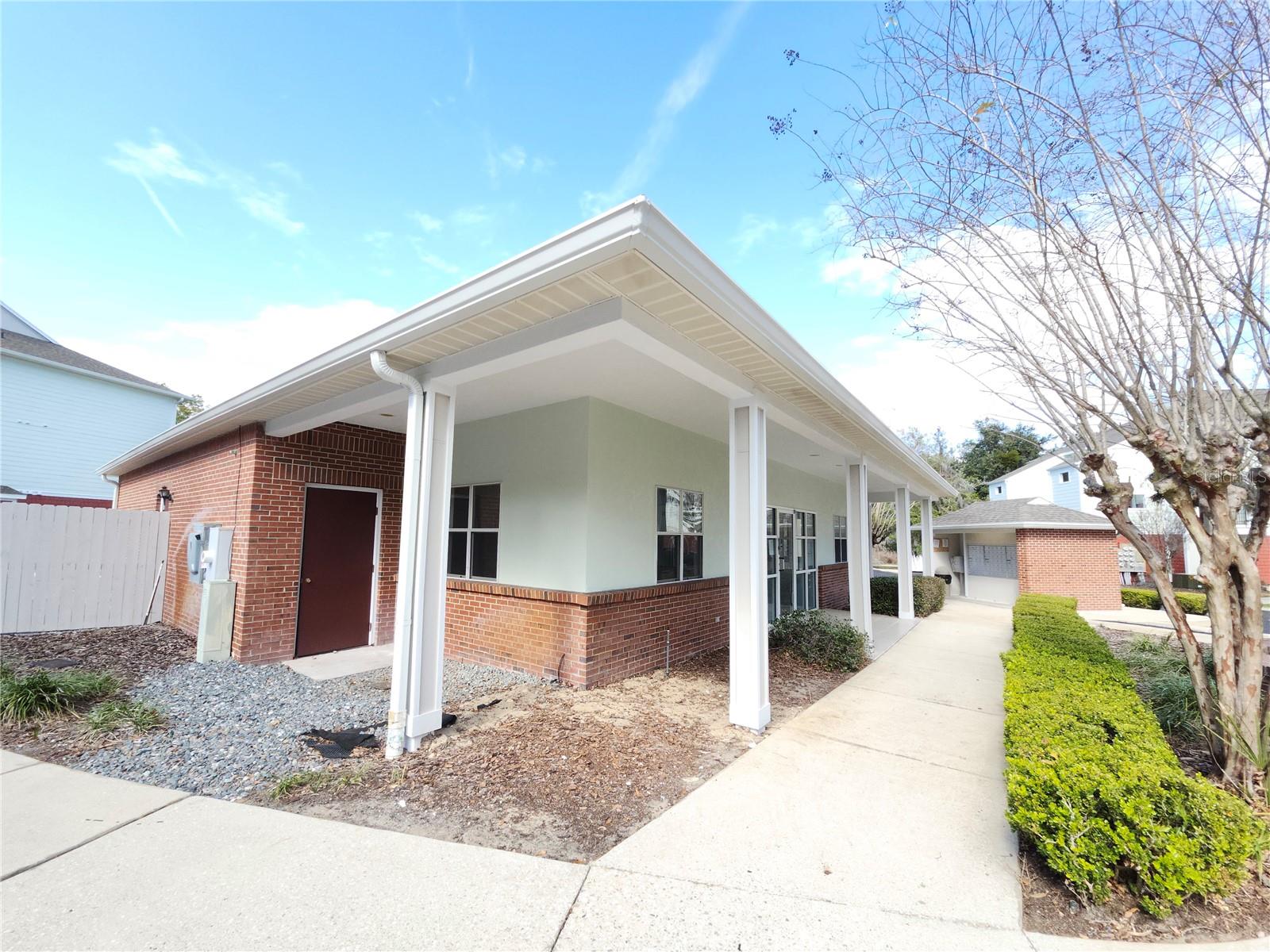 Image 22 of 27 For 2360 Archer Road 605