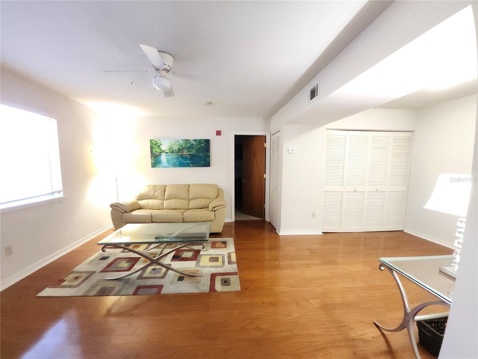 Image 3 of 27 For 2360 Archer Road 605