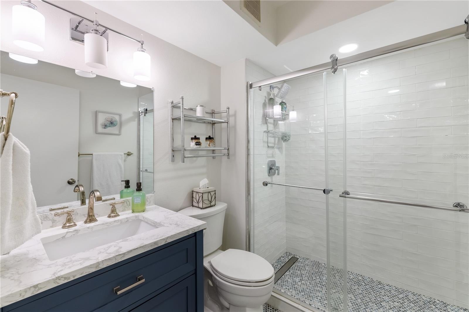 Image 17 of 41 For 205 Pacifica Vista Way 205