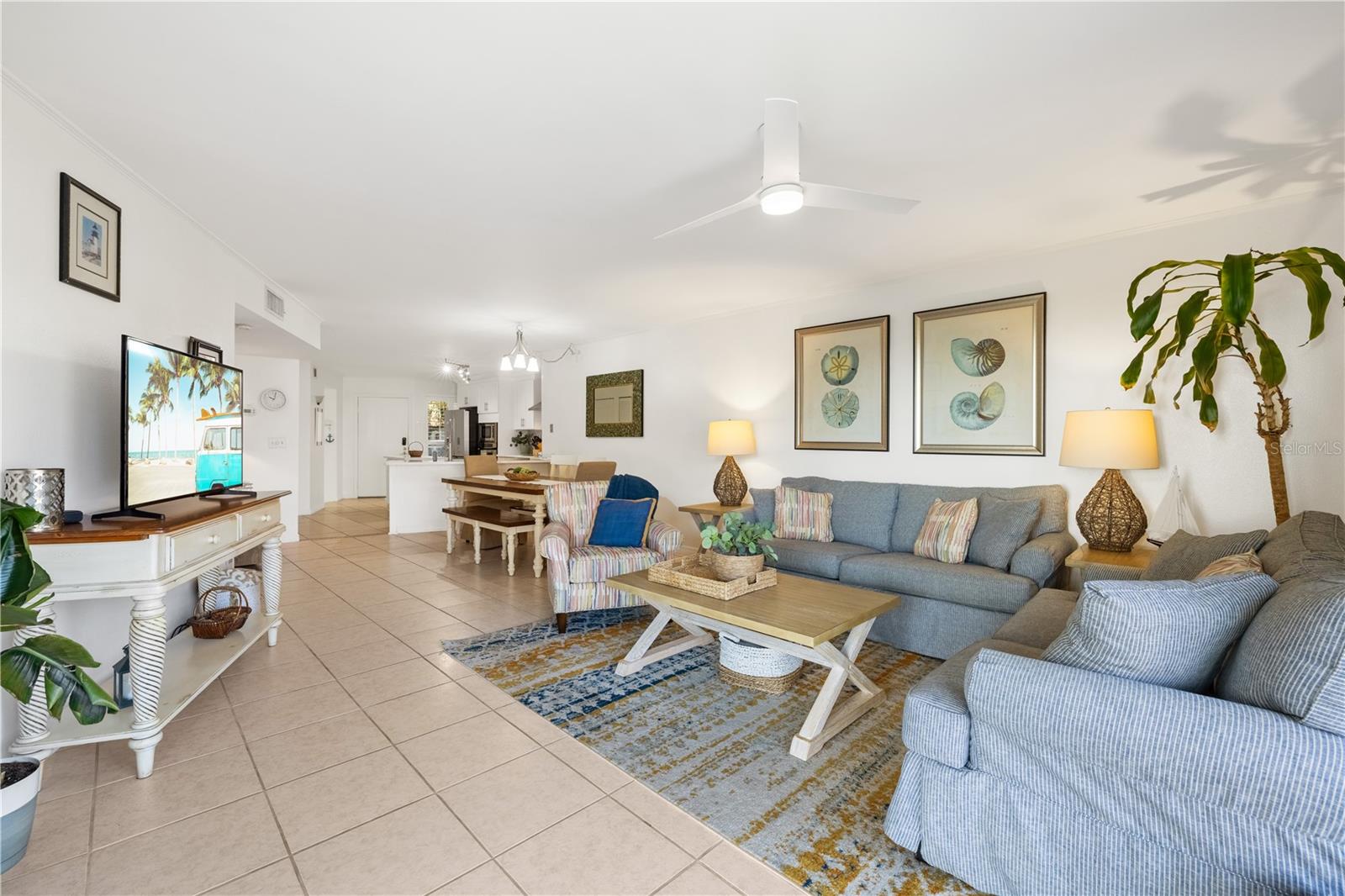 Image 27 of 41 For 205 Pacifica Vista Way 205