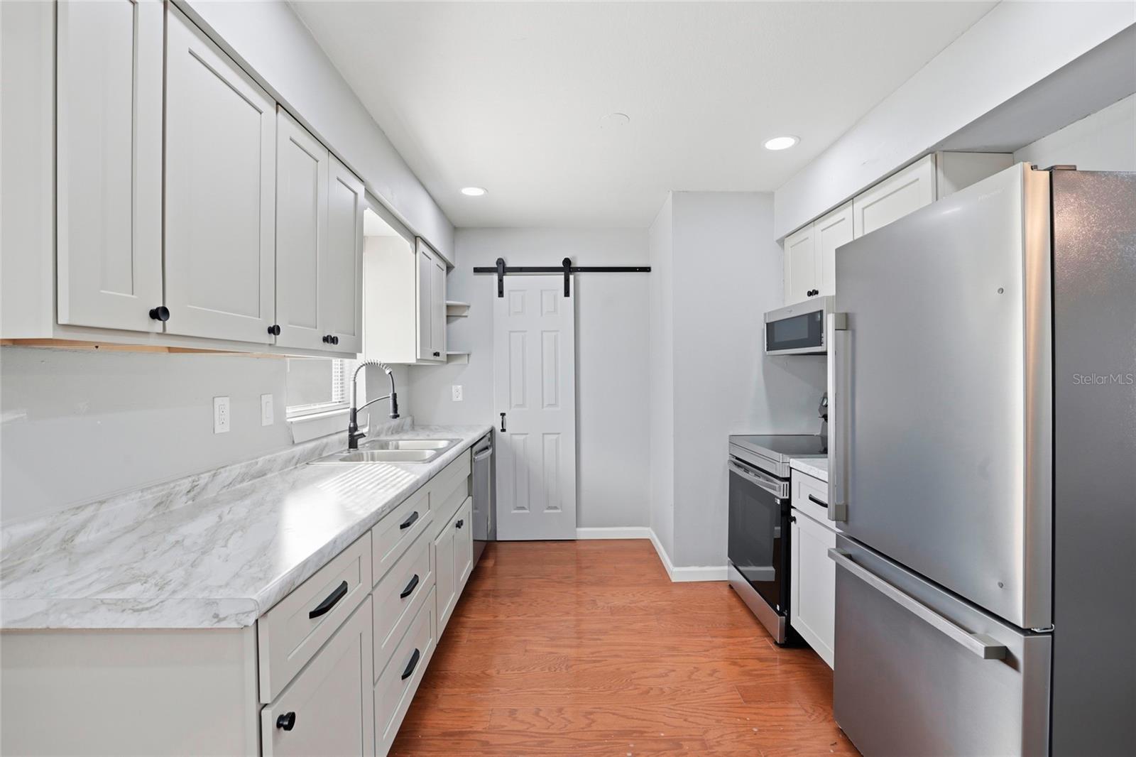 Image 13 of 26 For 1103 4th Avenue