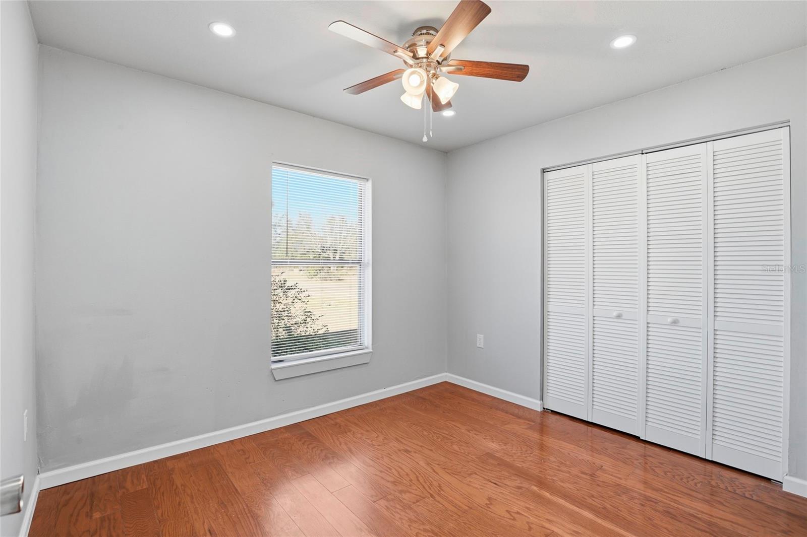 Image 17 of 26 For 1103 4th Avenue