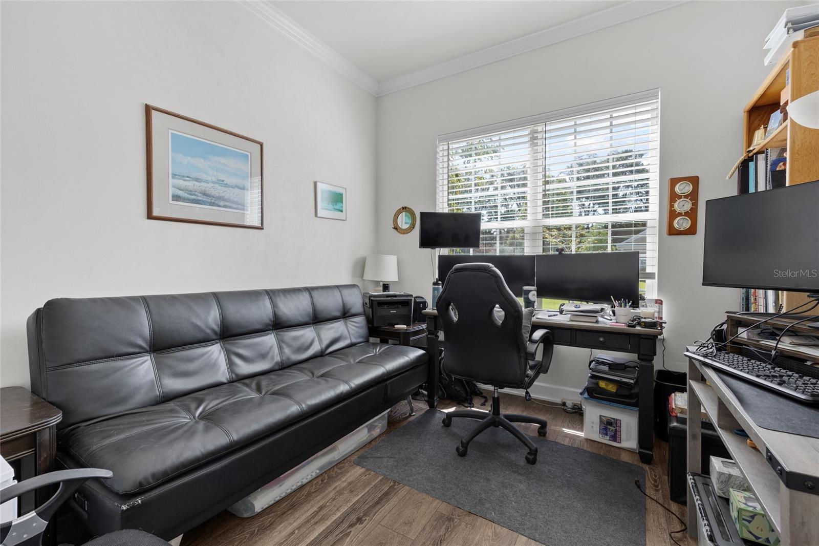 Listing photo id 7 for 13672 26th Avenue