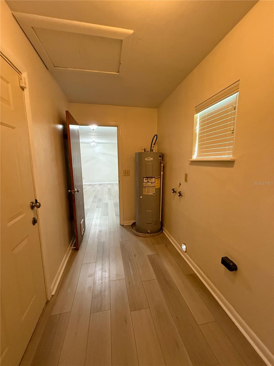 Image 18 of 41 For 15615 138th Drive