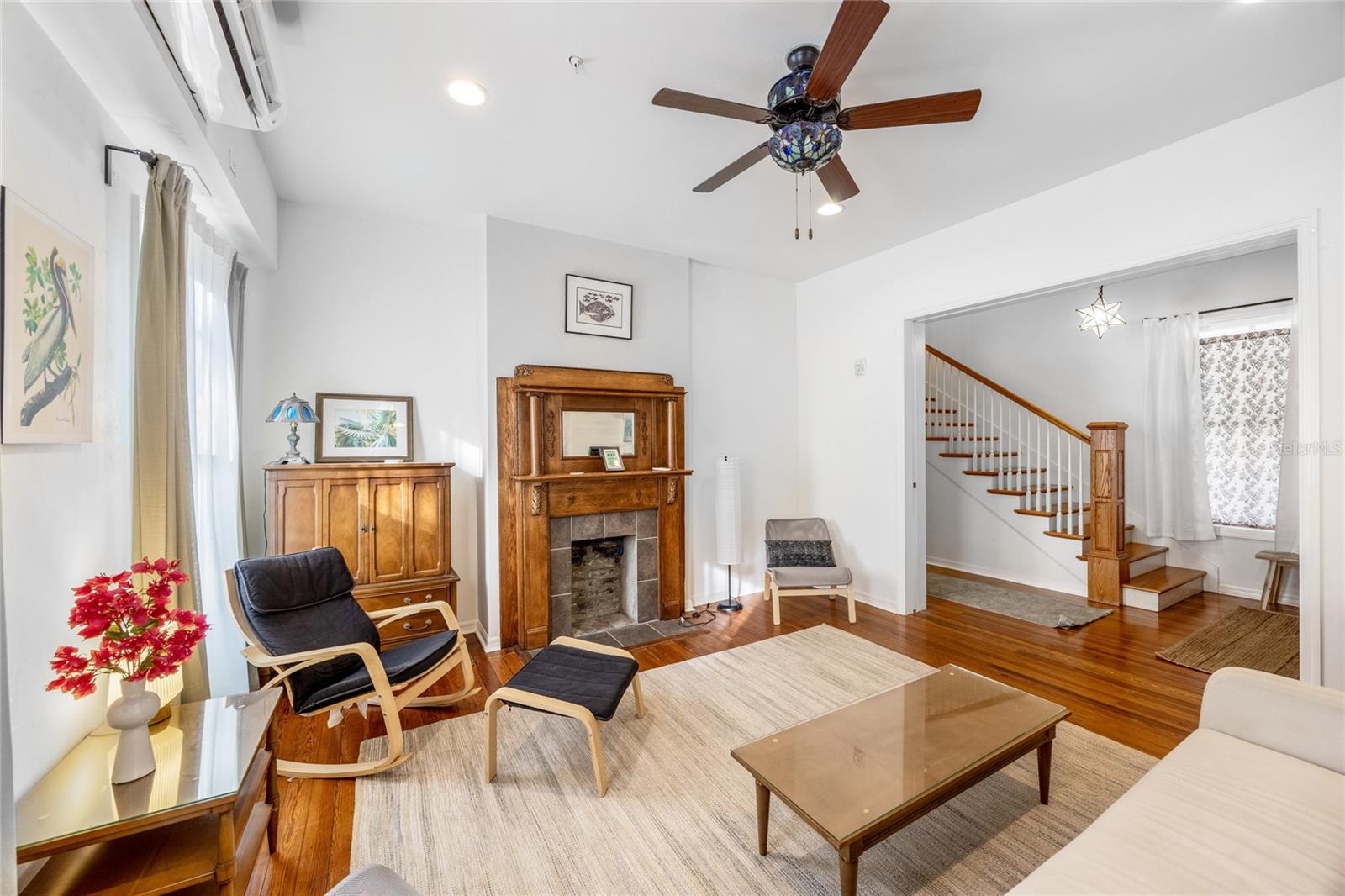 Image 13 of 63 For 728 University Avenue