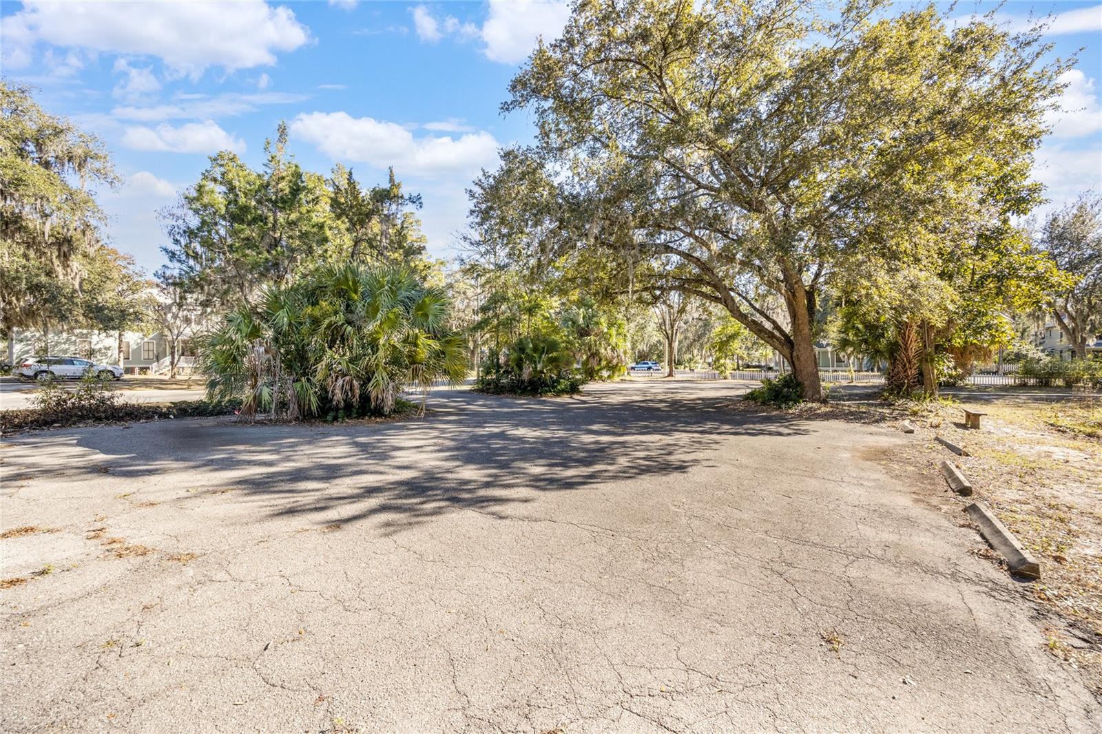 Image 61 of 63 For 728 University Avenue