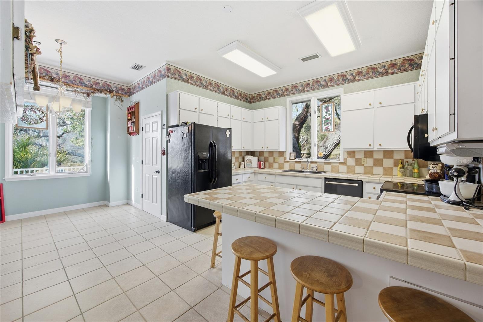 Image 16 of 59 For 10400 101st Avenue Road