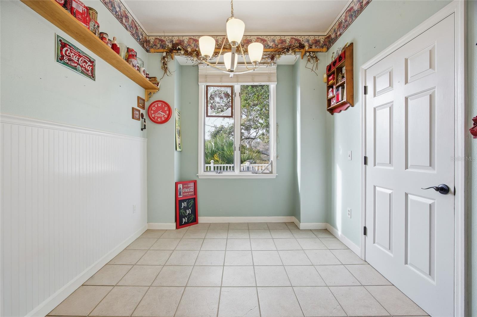 Image 20 of 59 For 10400 101st Avenue Road