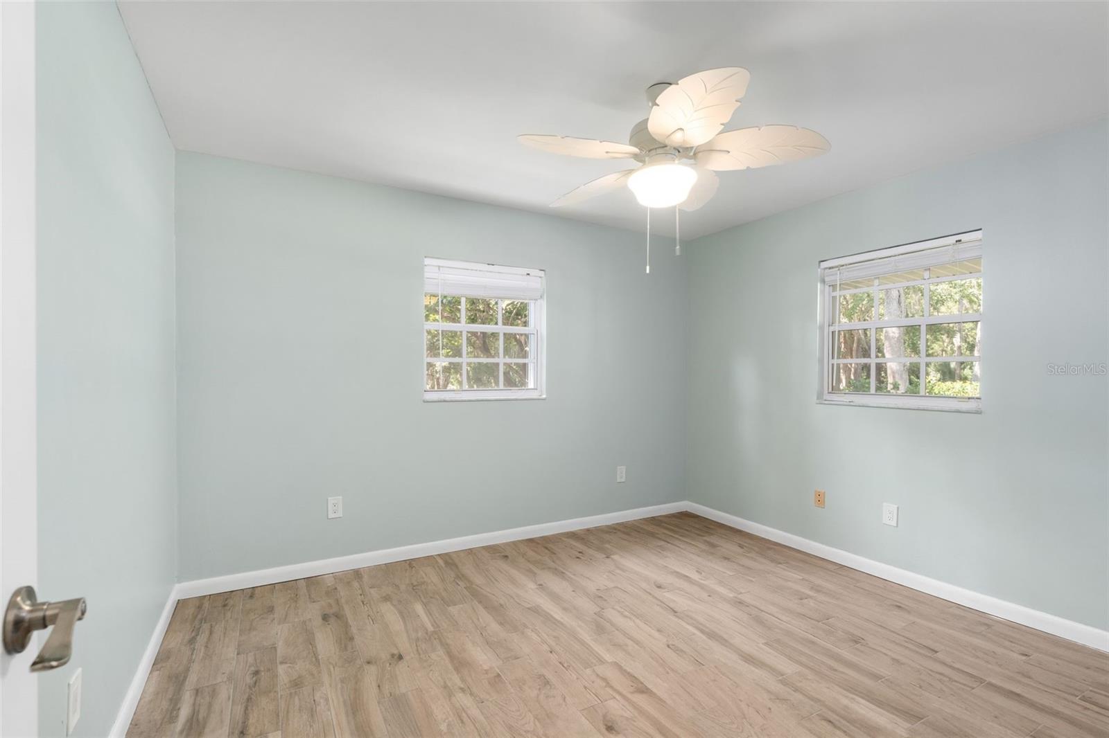 Listing photo id 25 for 900 Snug Harbor Road