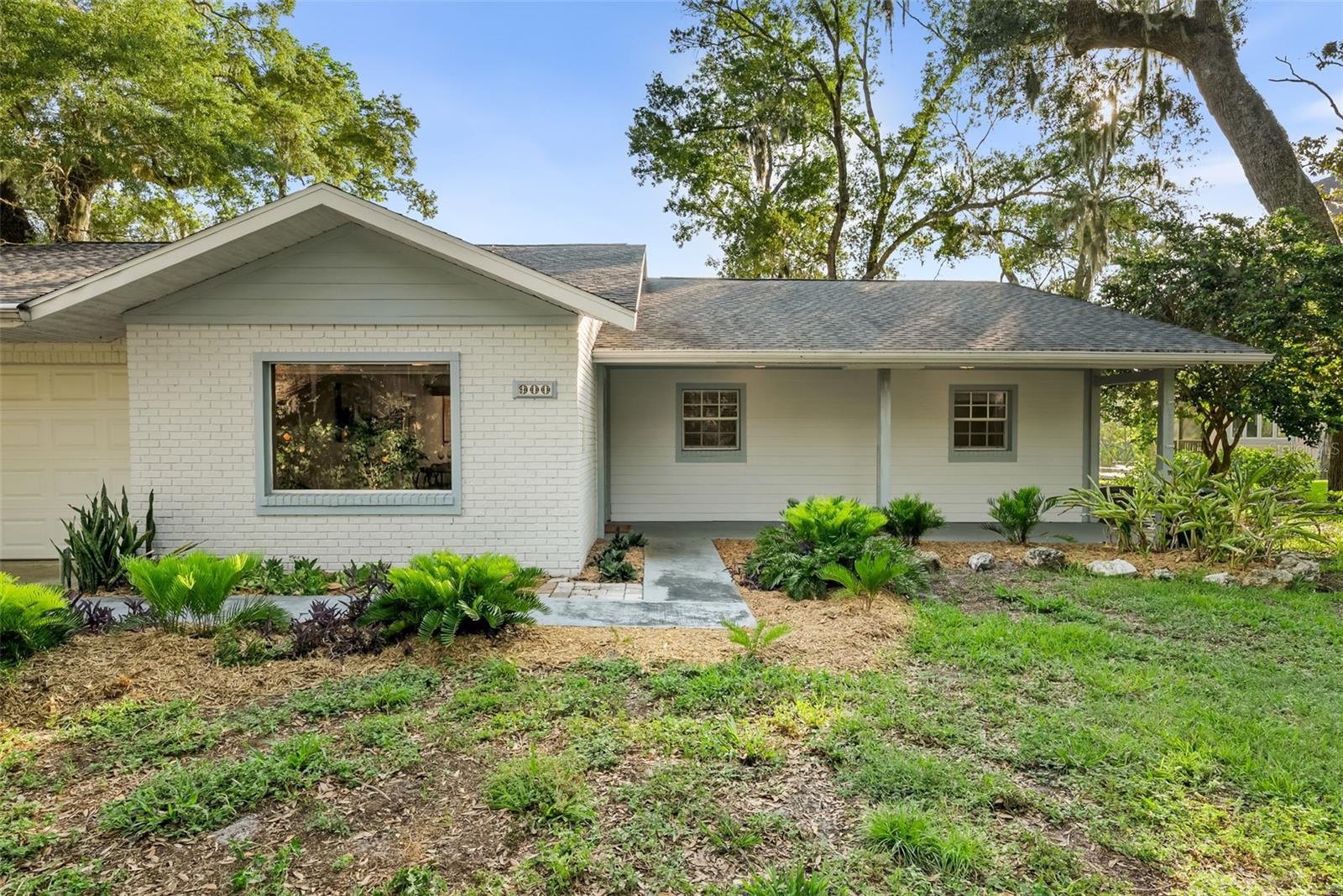 Listing photo id 2 for 900 Snug Harbor Road