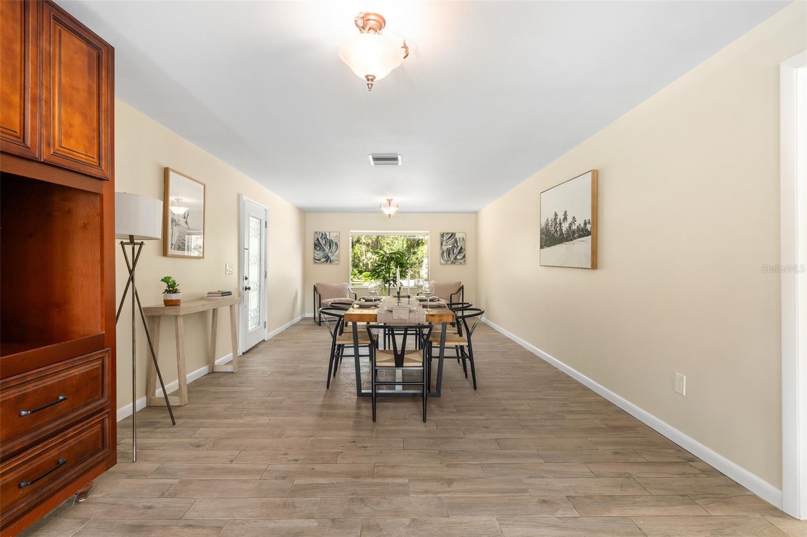 Listing photo id 5 for 900 Snug Harbor Road