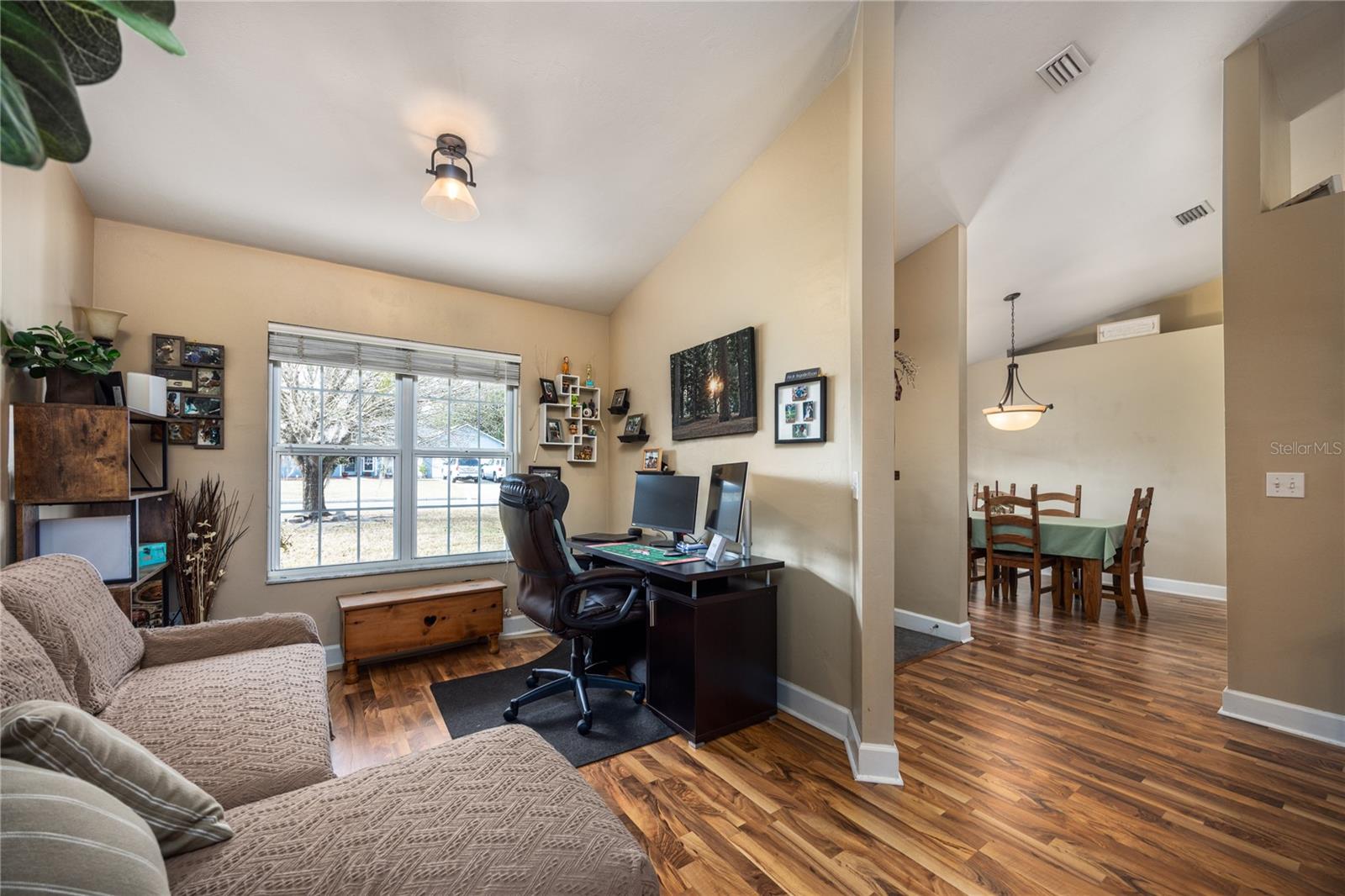 Image 23 of 60 For 23582 3rd Avenue