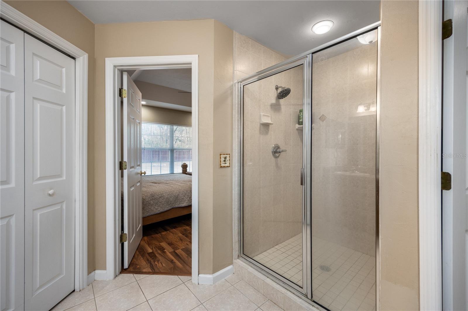 Image 28 of 60 For 23582 3rd Avenue