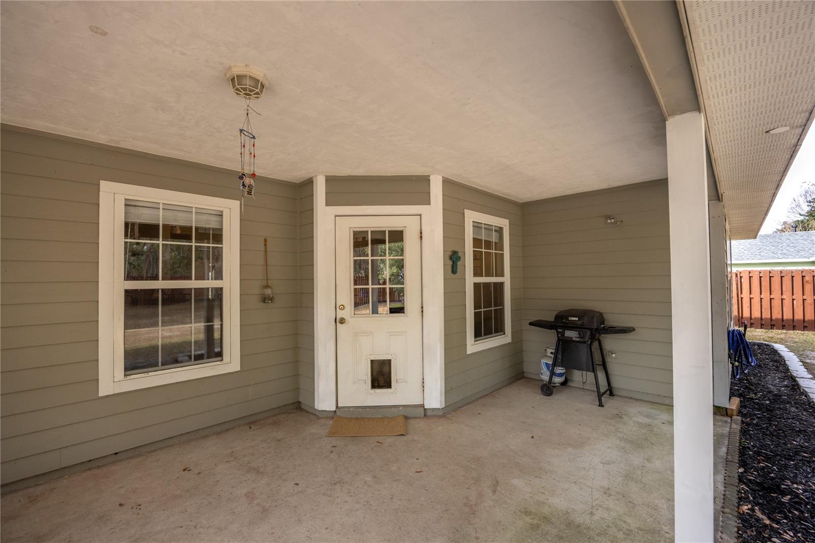 Image 37 of 60 For 23582 3rd Avenue