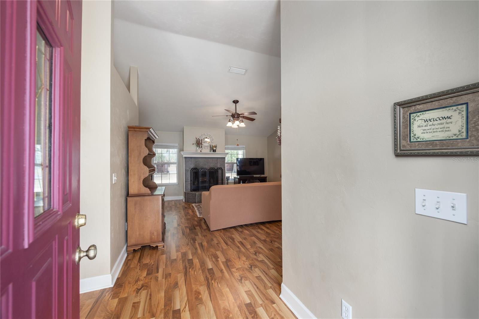 Image 6 of 60 For 23582 3rd Avenue