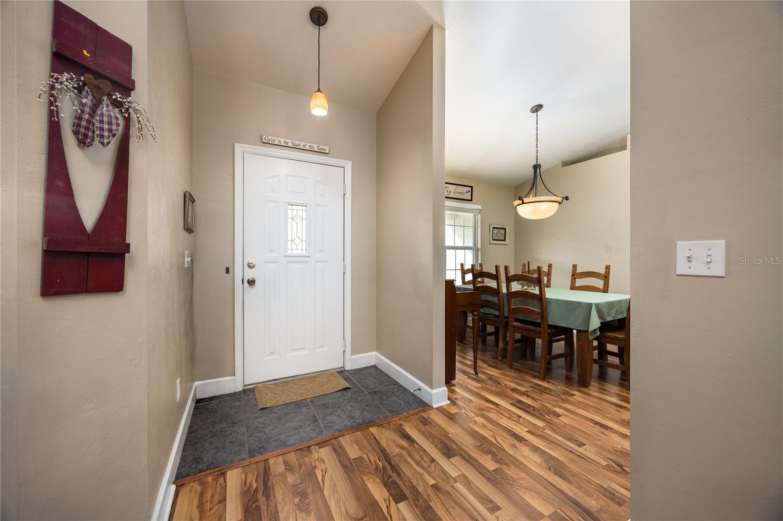 Image 7 of 60 For 23582 3rd Avenue