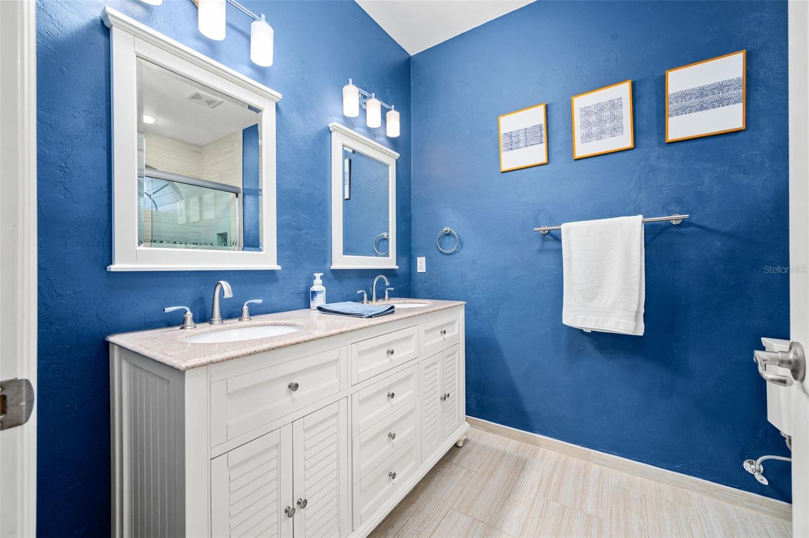 Image 23 of 50 For 11550 17th Place