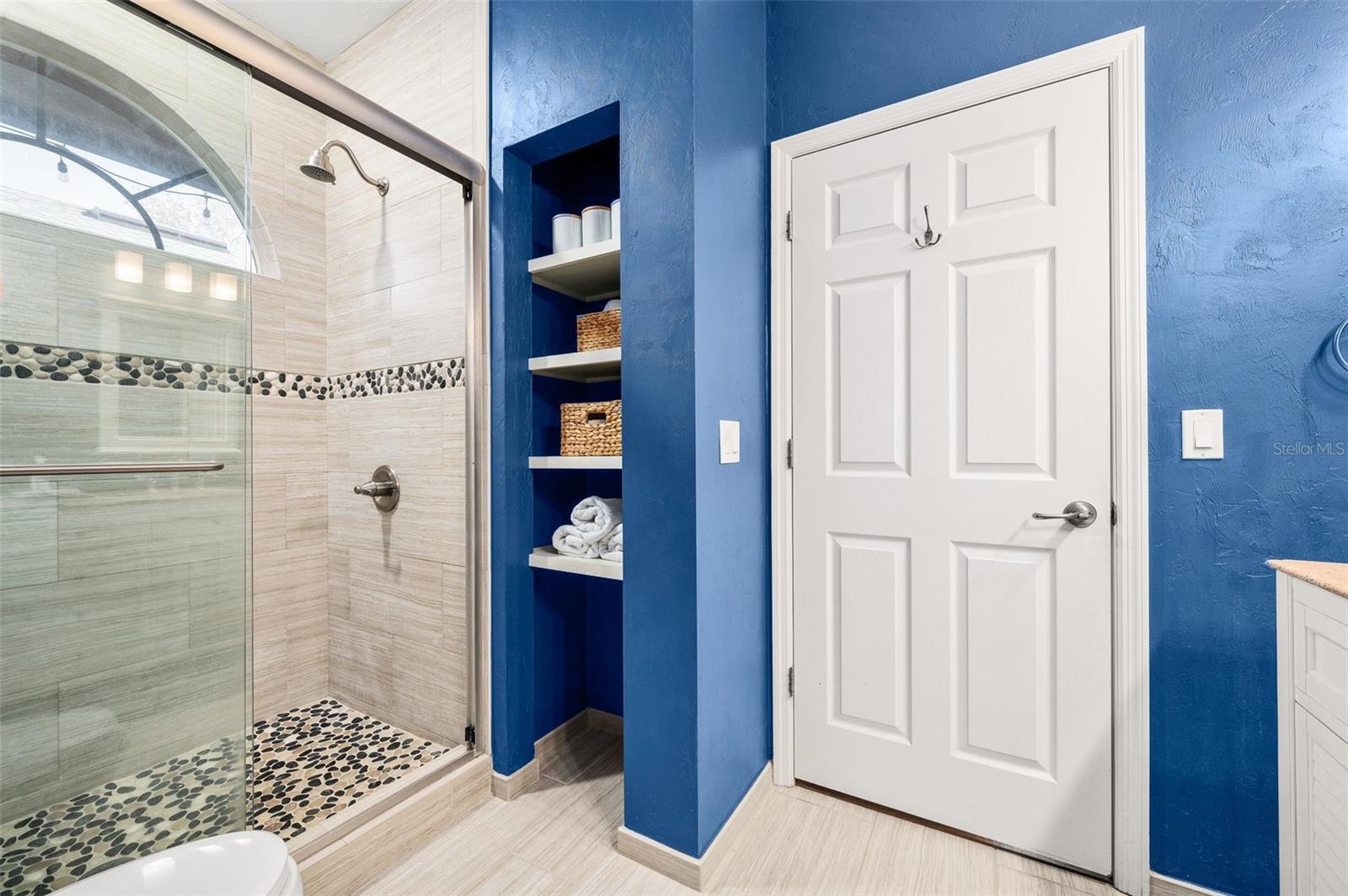 Image 25 of 50 For 11550 17th Place